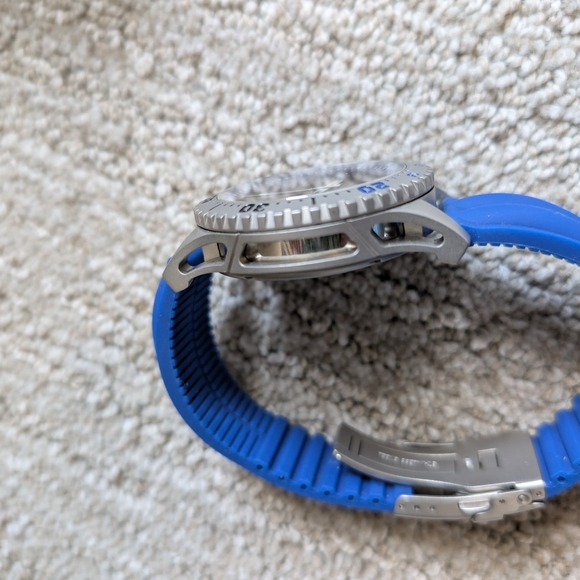 Men's Blue and Silver Watch - Picture 8 of 10